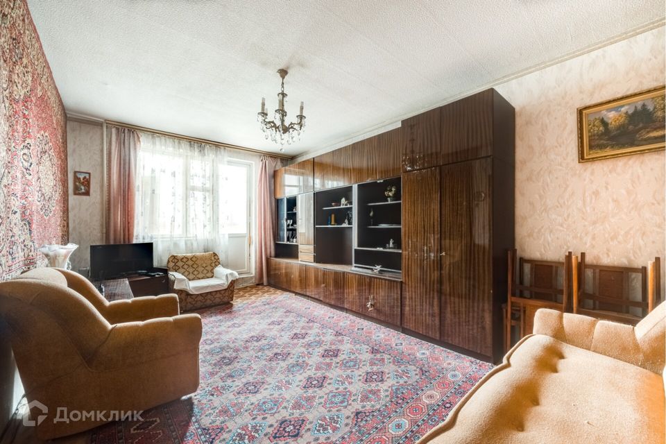 Продаётся 1-комнатная квартира, 37.4 м²