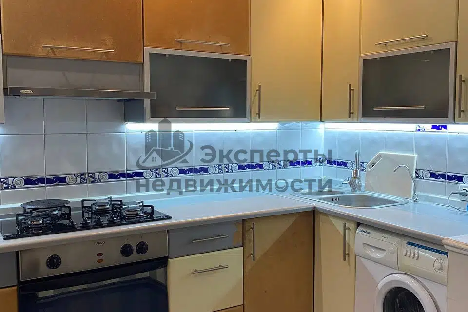 Продаётся 4-комнатная квартира, 83 м²