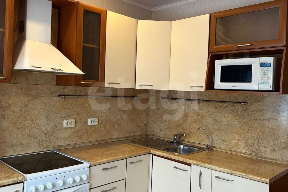 Продаётся 2-комнатная квартира, 50.7 м²
