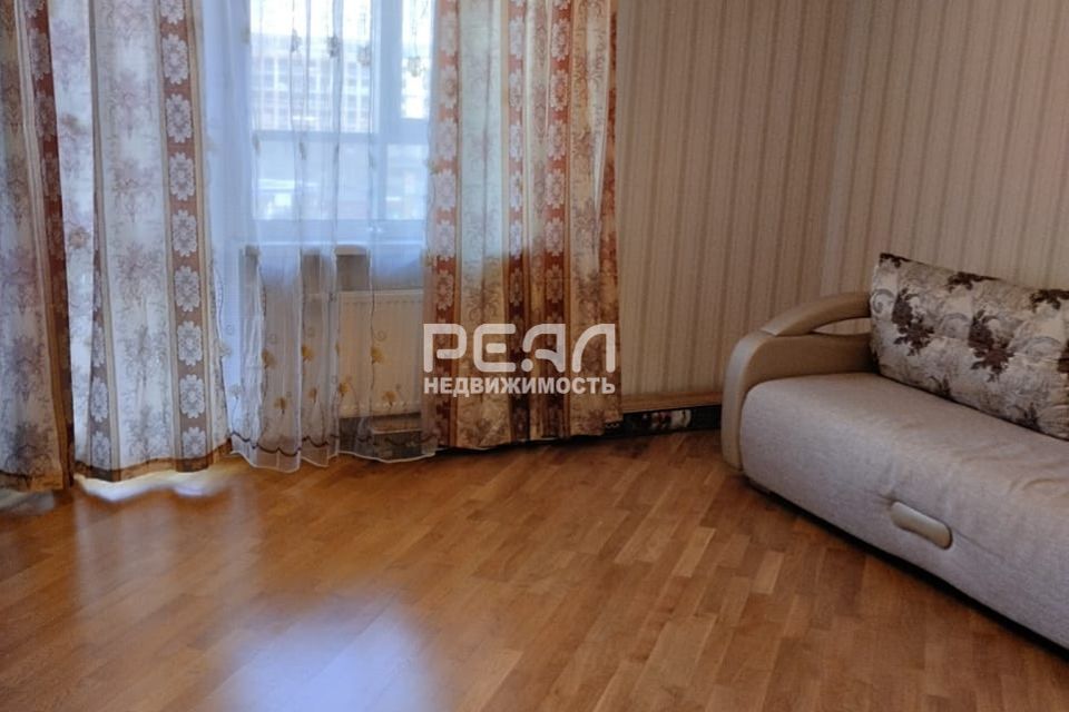 Продаётся 2-комнатная квартира, 66.5 м²