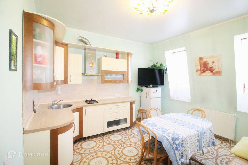 Сдаётся 4-комнатная квартира, 97.4 м²