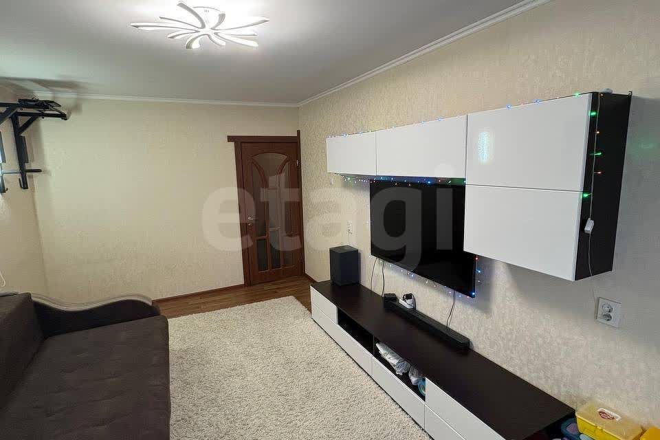Продаётся 2-комнатная квартира, 52.7 м²