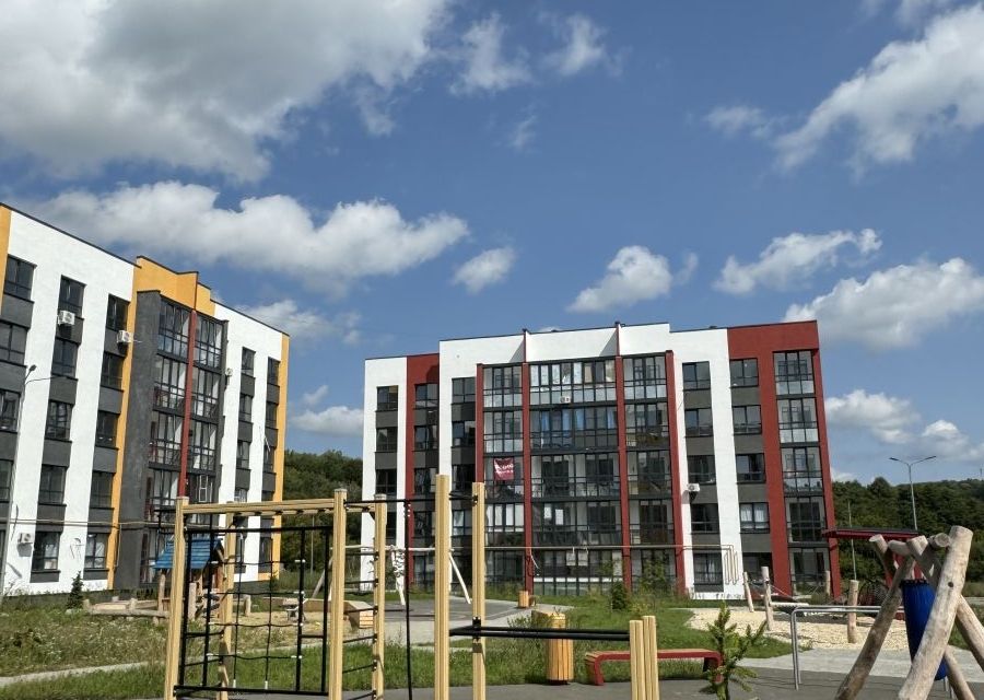 Продаётся 2-комнатная квартира, 58.3 м²