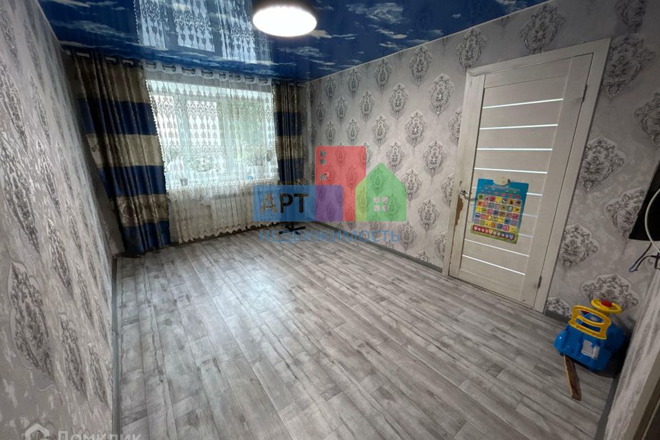 Продаётся 3-комнатная квартира, 51.2 м²