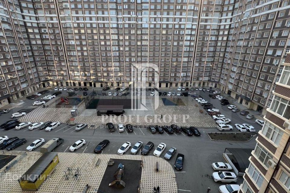 Продаётся 2-комнатная квартира, 93.3 м²