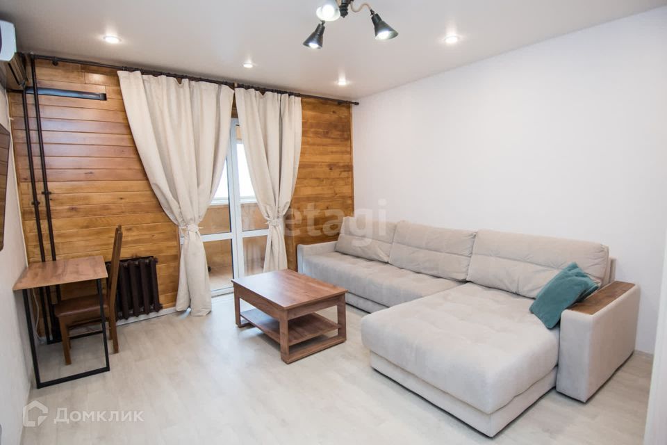 Сдаётся 2-комнатная квартира, 76.5 м²