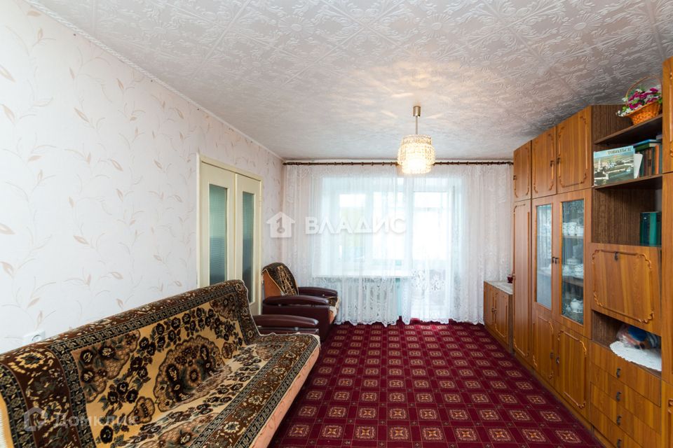 Продаётся 3-комнатная квартира, 58.4 м²