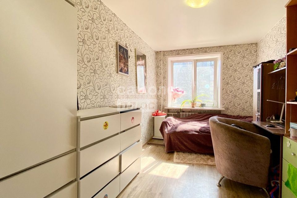 Продаётся 3-комнатная квартира, 59.6 м²