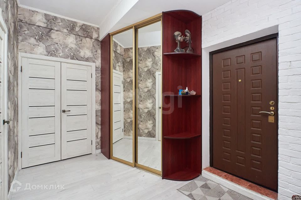 Продаётся 2-комнатная квартира, 56.1 м²
