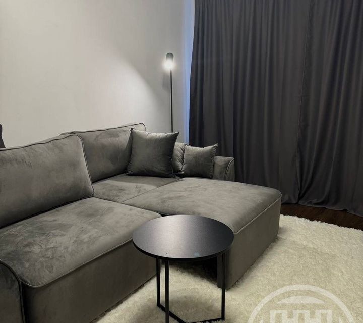 Продаётся 1-комнатная квартира, 41.6 м²