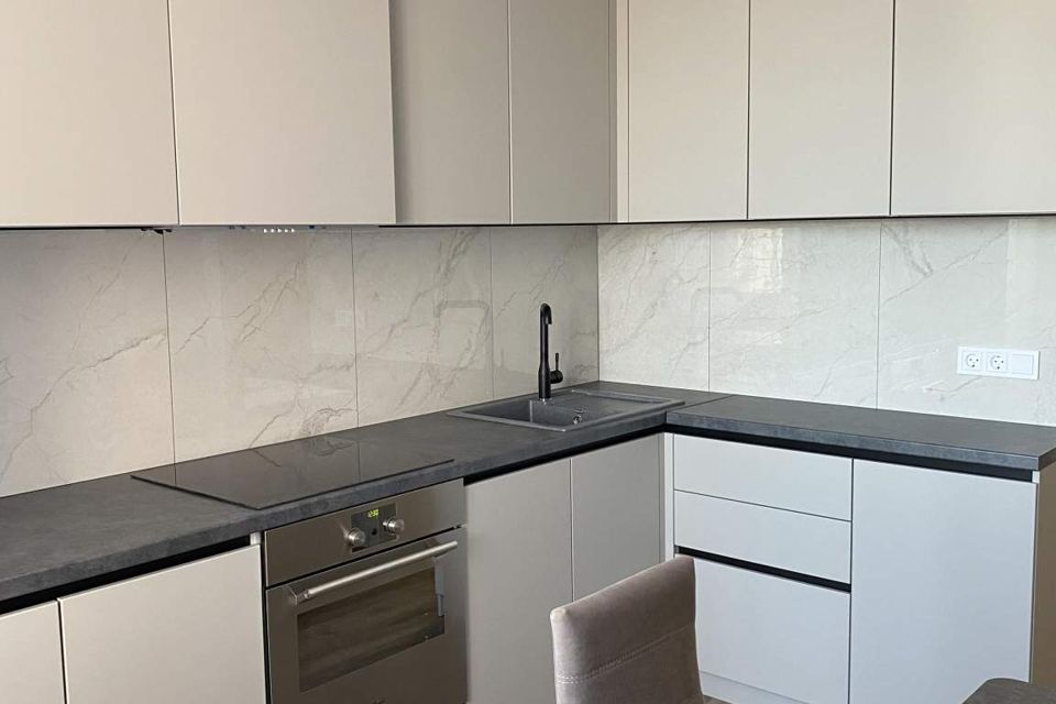 Сдаётся 2-комнатная квартира, 55 м²
