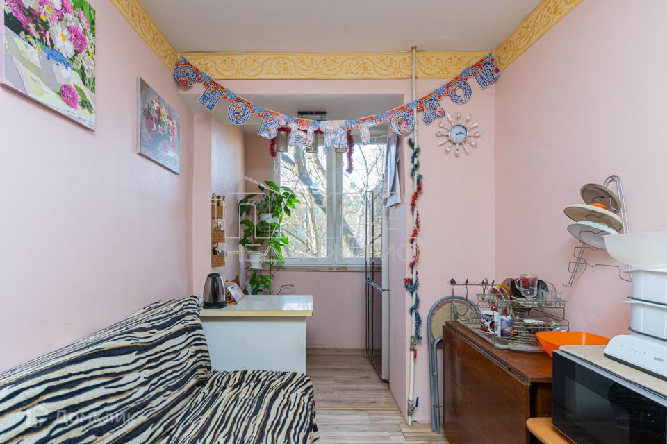 Продаётся комната в 1-комн. квартире, 13 м²