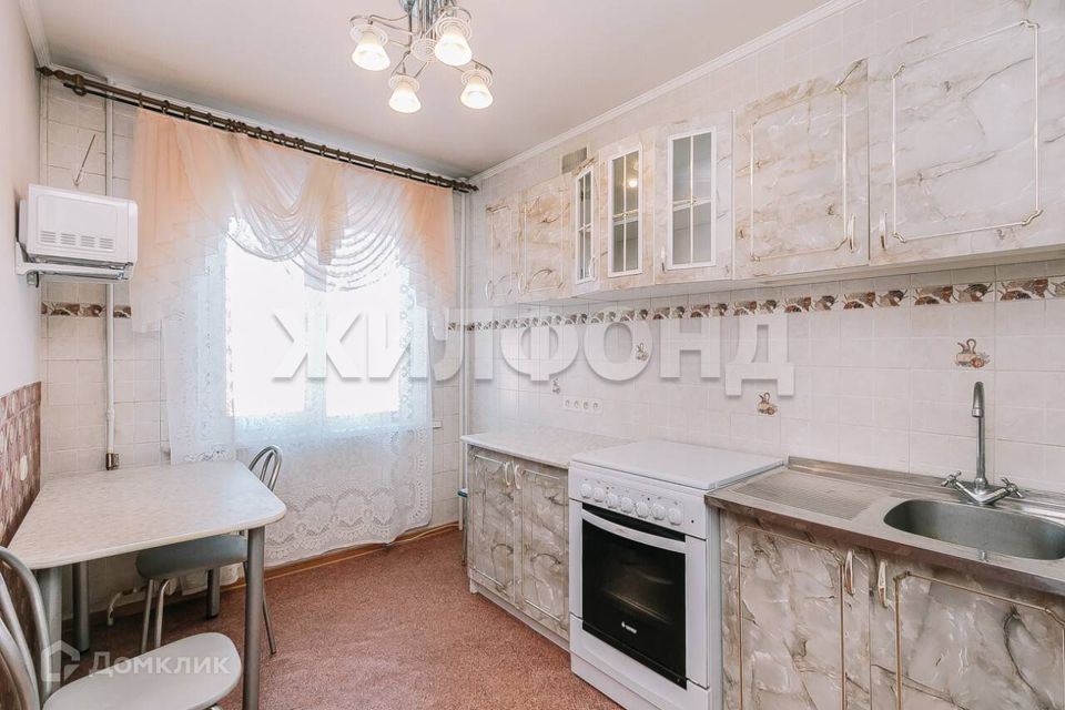 Продаётся 3-комнатная квартира, 61.7 м²