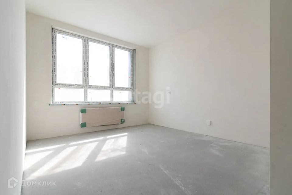 Продаётся 1-комнатная квартира, 43.2 м²