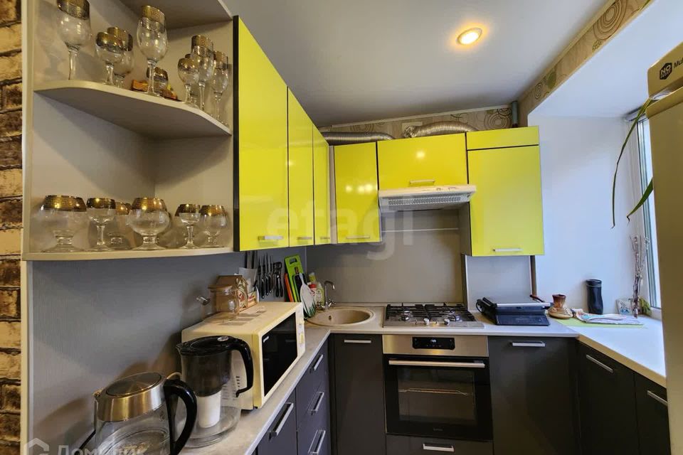 Продаётся 3-комнатная квартира, 43.2 м²