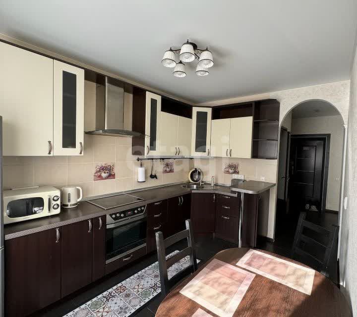 Сдаётся 4-комнатная квартира, 113 м²
