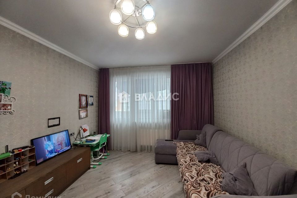 Продаётся 1-комнатная квартира, 38 м²