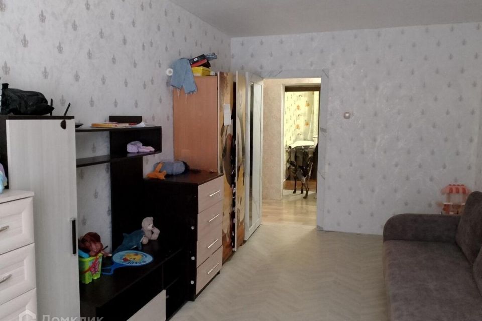 Продаётся 4-комнатная квартира, 68.2 м²