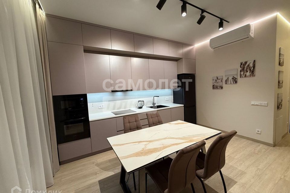 Сдаётся 2-комнатная квартира, 52 м²