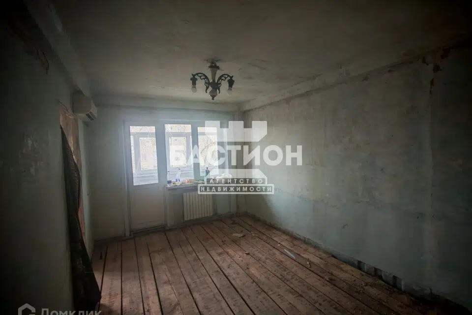 Продаётся 3-комнатная квартира, 53.3 м²