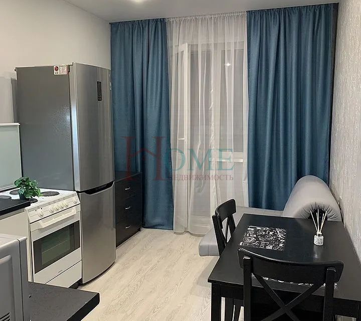 Сдаётся 1-комнатная квартира, 38 м²