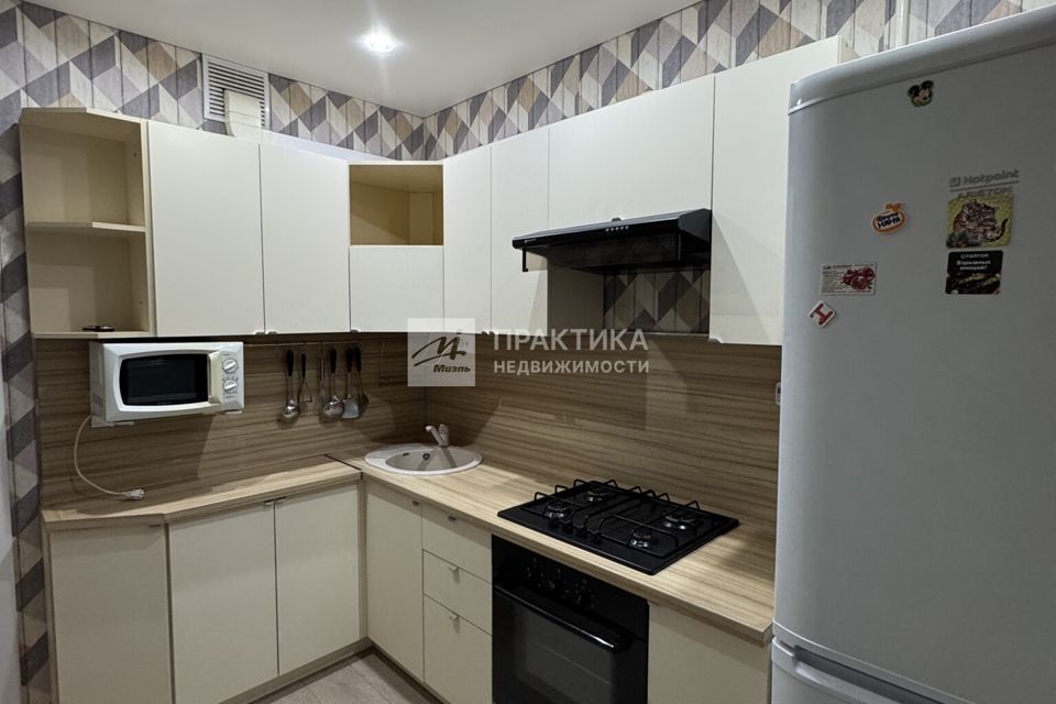 Сдаётся 2-комнатная квартира, 51 м²