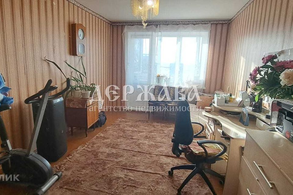 Продаётся 3-комнатная квартира, 61.8 м²