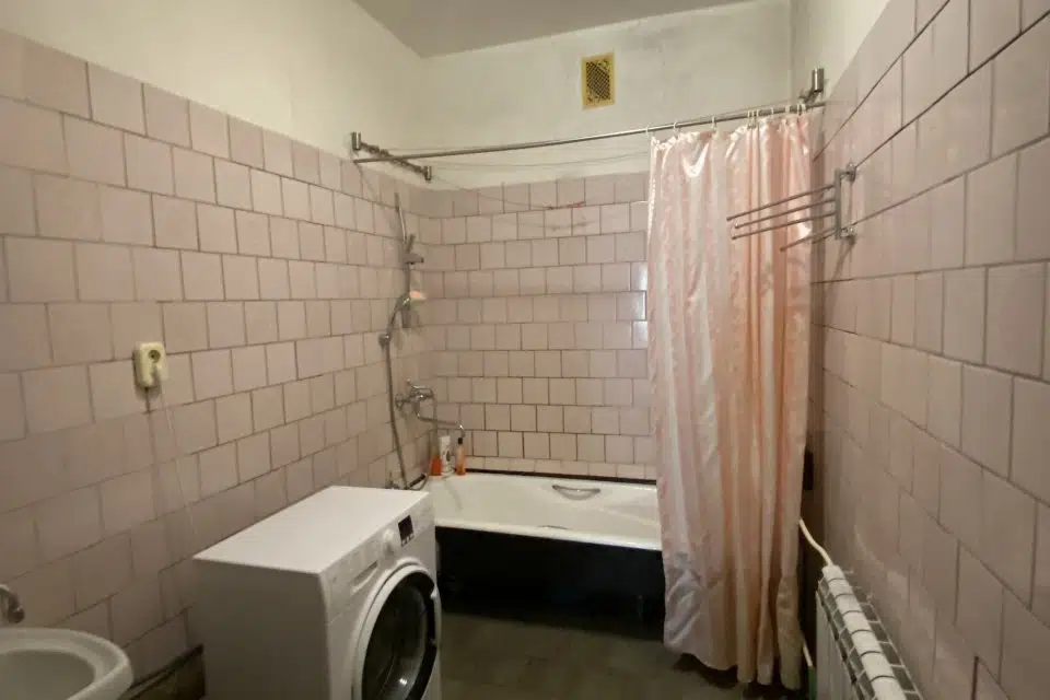 Продаётся 3-комнатная квартира, 98 м²