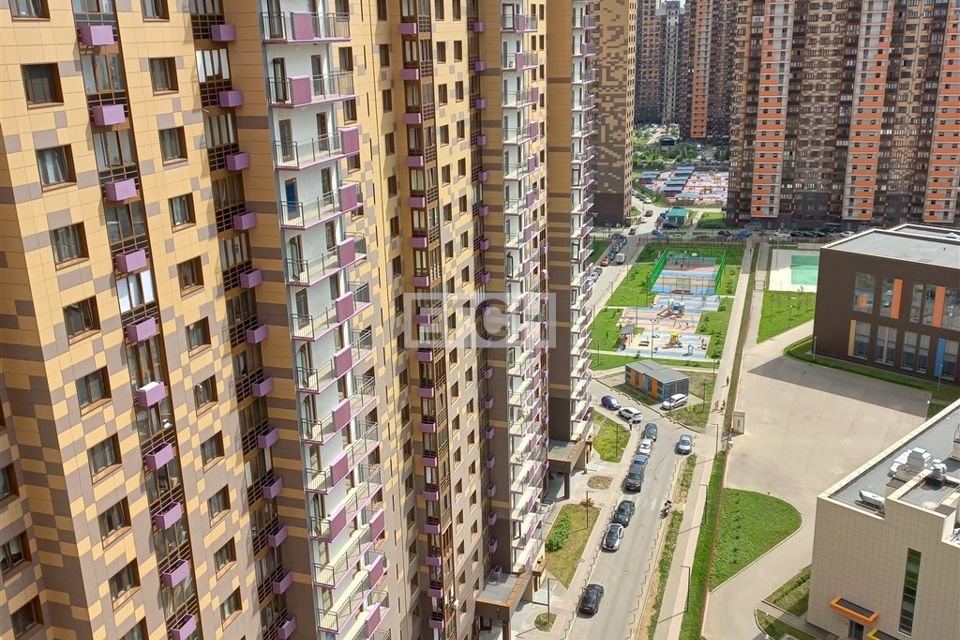 Продаётся 1-комнатная квартира, 35.6 м²