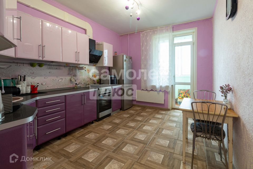 Продаётся 3-комнатная квартира, 77.2 м²