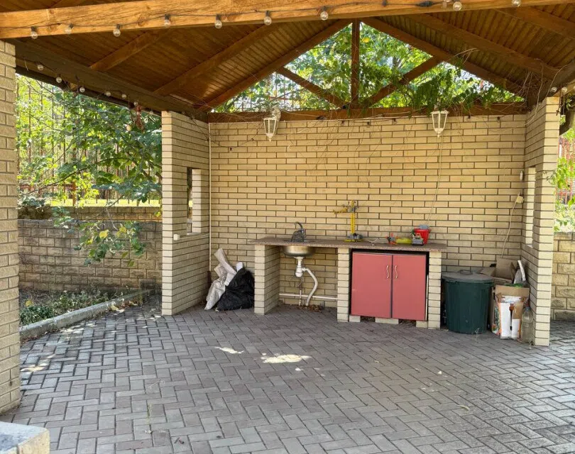 Продаётся 2-этажный дом, 231.8 м²