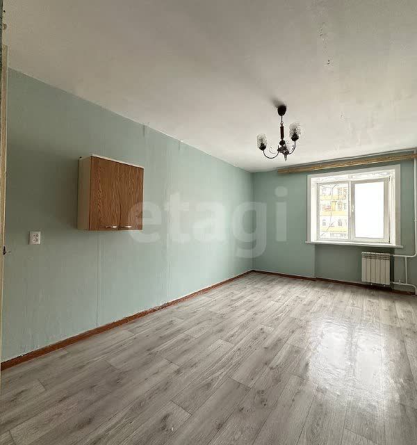 Продаётся комната в 1-комн. квартире, 20 м²