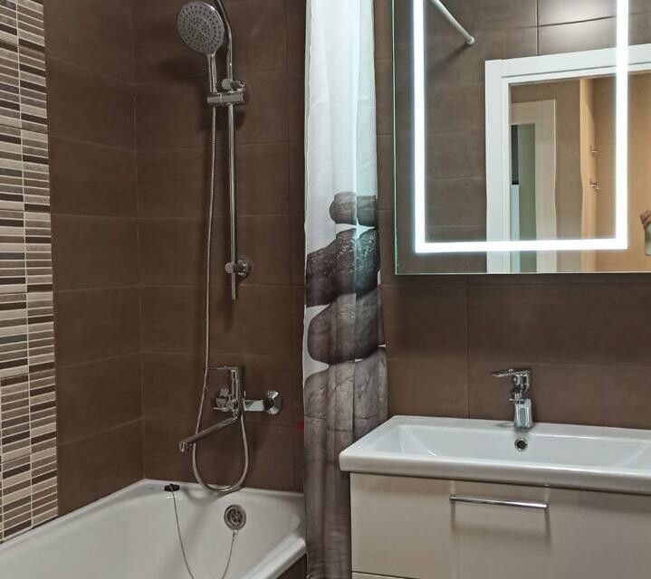 Продаётся 1-комнатная квартира, 38.4 м²