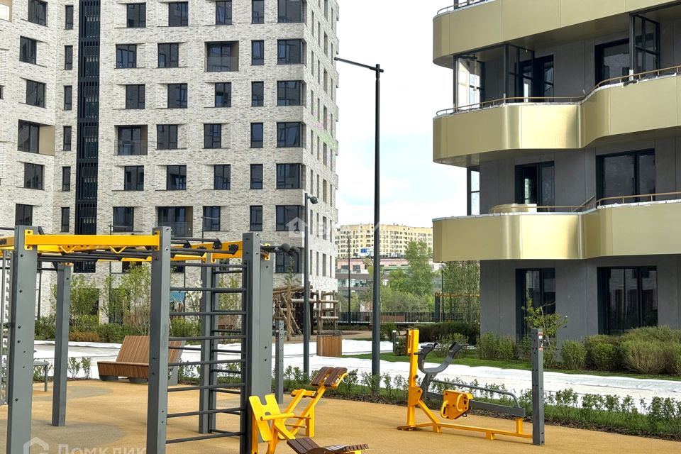 Продаётся 2-комнатная квартира, 76.7 м²