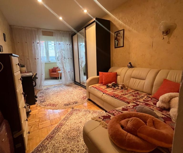 Продаётся 3-комнатная квартира, 66.4 м²