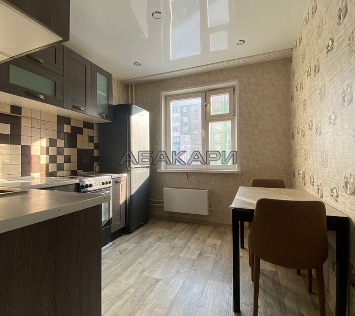 Сдаётся 1-комнатная квартира, 42 м²