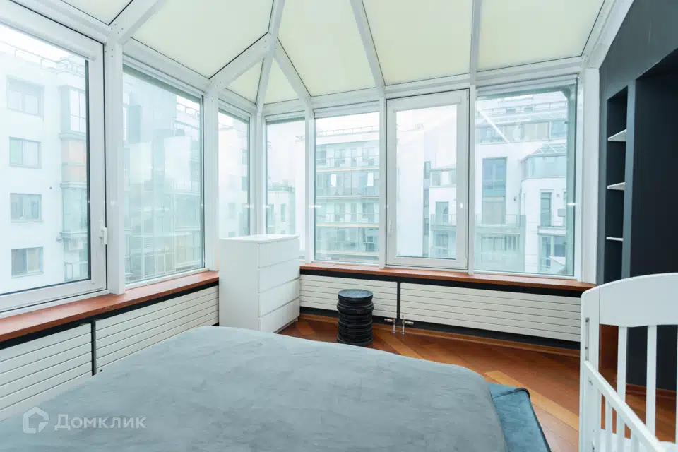 Продаётся 1-комнатная квартира, 50.2 м²