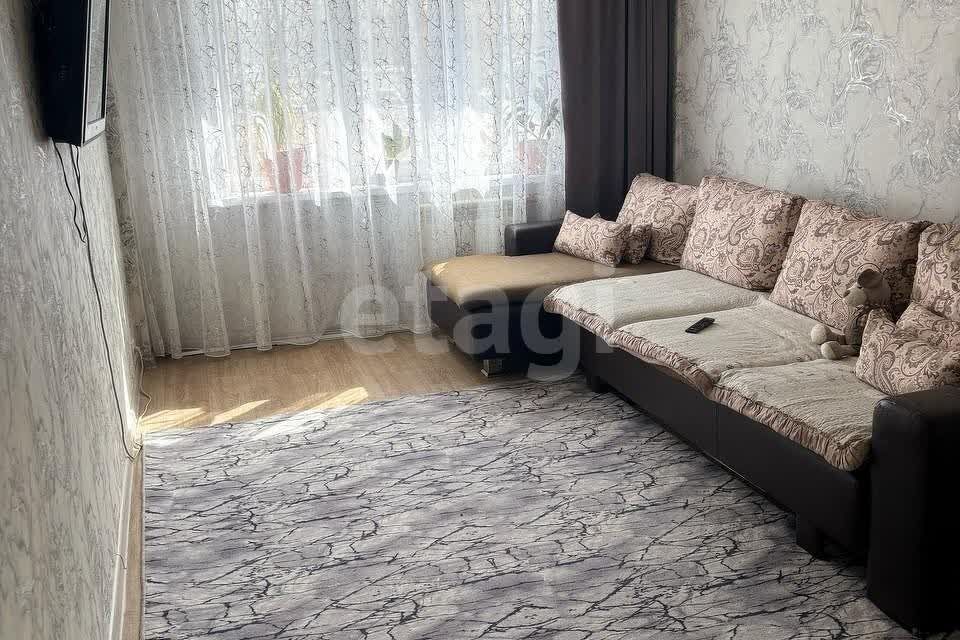 Продаётся 3-комнатная квартира, 59.3 м²