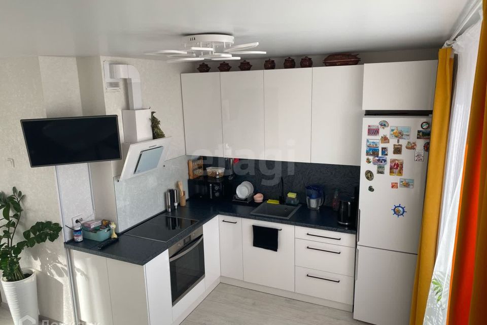 Продаётся 2-комнатная квартира, 60.1 м²
