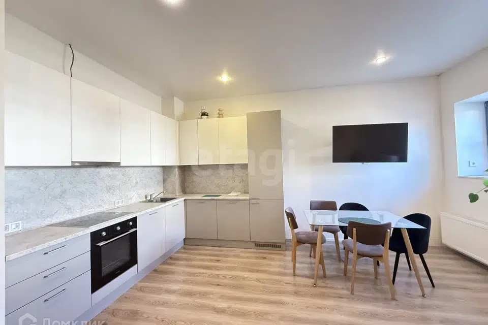 Продаётся студия, 53 м²