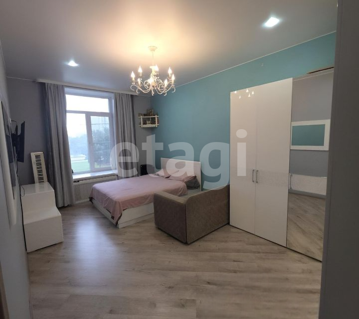 Продаётся 3-комнатная квартира, 95.9 м²
