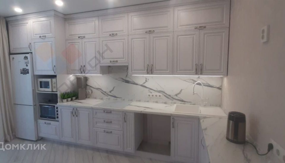 Продаётся 1-комнатная квартира, 46.4 м²