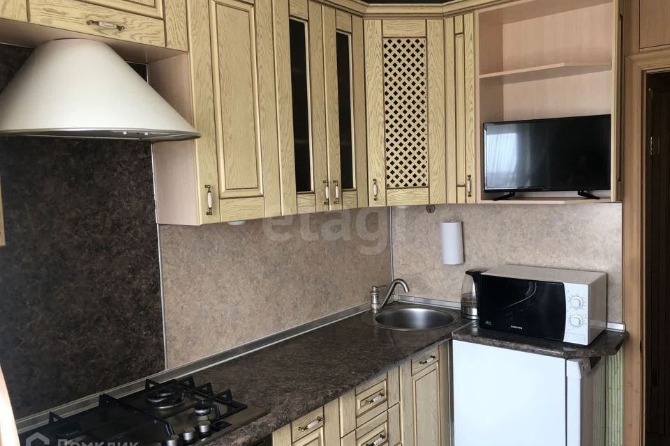 Продаётся 3-комнатная квартира, 58.9 м²