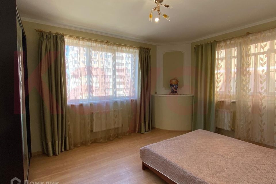 Сдаётся 2-комнатная квартира, 74 м²