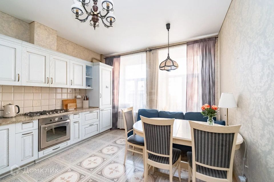 Продаётся 2-комнатная квартира, 58.7 м²
