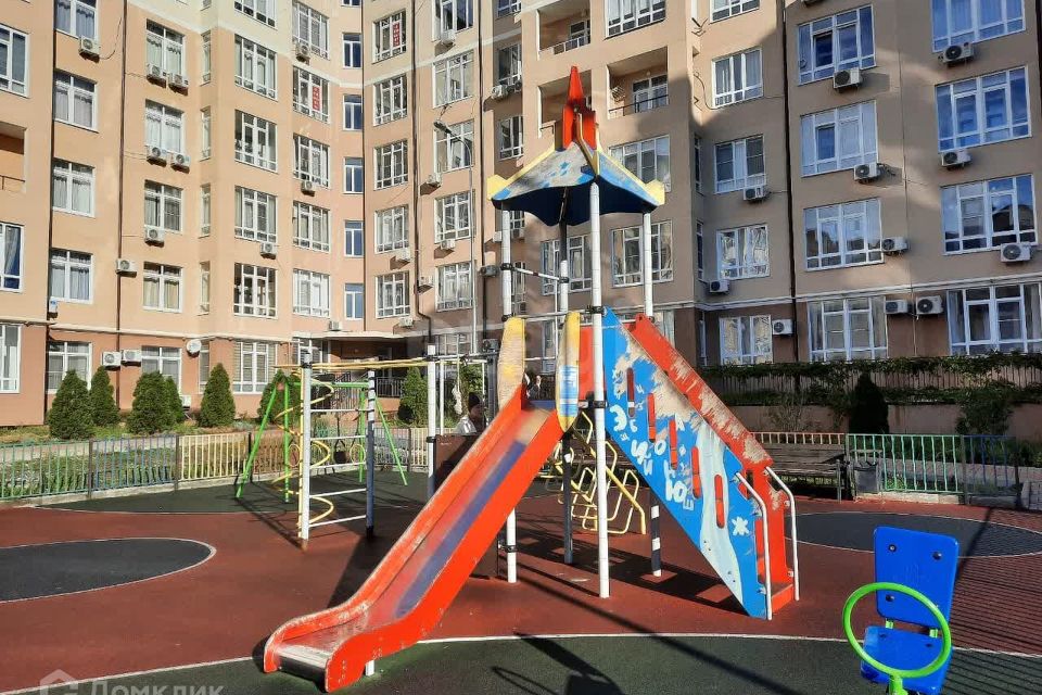 Продаётся 1-комнатная квартира, 37.3 м²