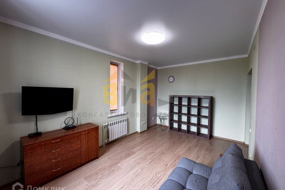 Продаётся 1-комнатная квартира, 40 м²