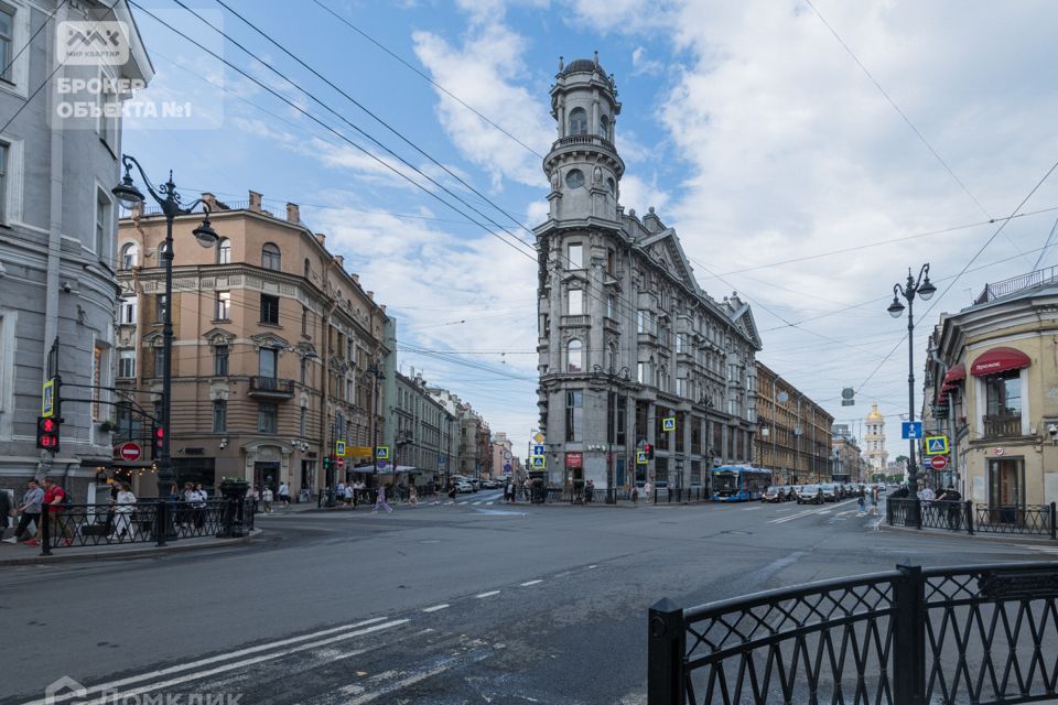 Продаётся 6-комнатная квартира, 170.2 м²