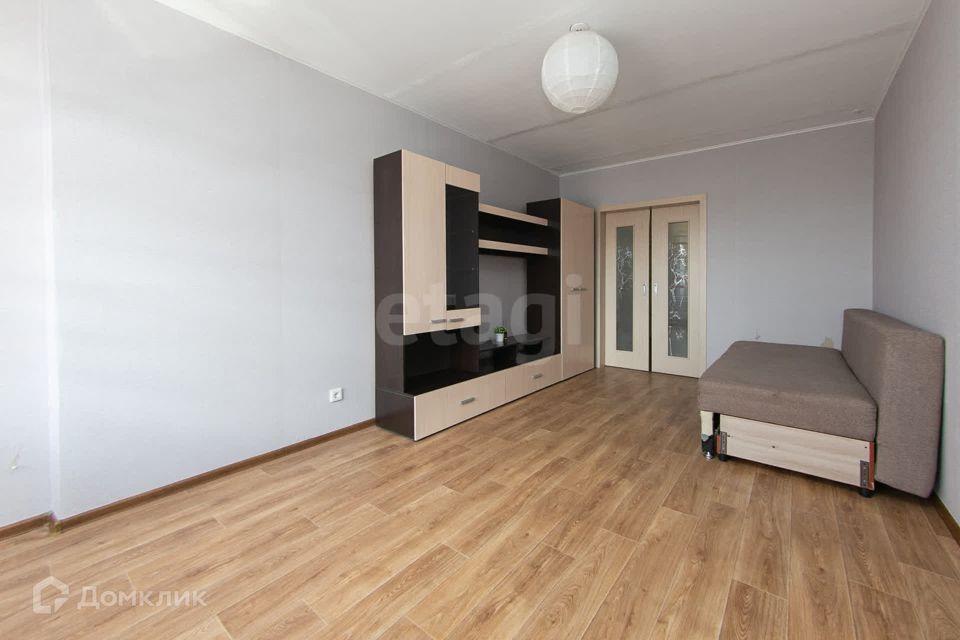 Продаётся 1-комнатная квартира, 41.7 м²