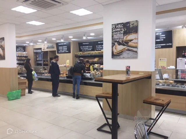 Сдаётся торговое помещение, 137 м²
